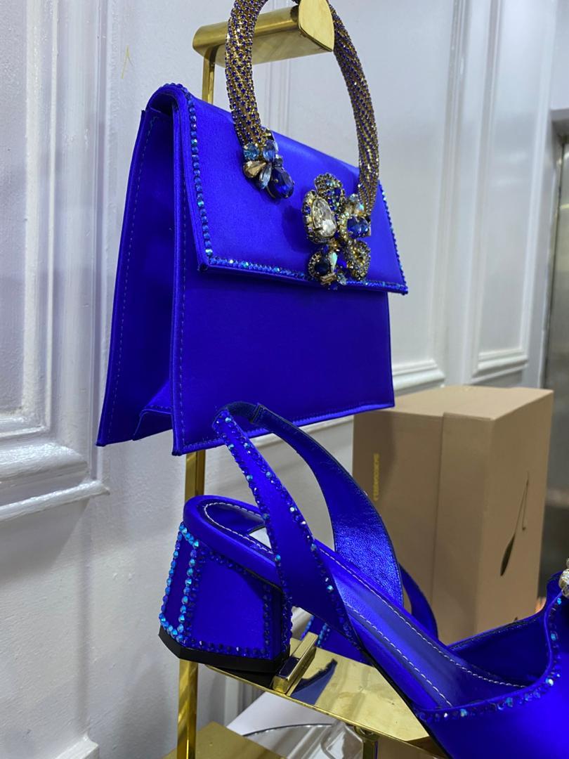 Sapphire Royale Crystal Luxe Set - Image 5